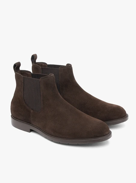 Braune Velours-Pantoffeln