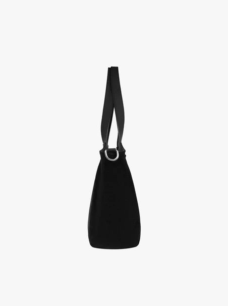 Schwarze weiche Handtasche