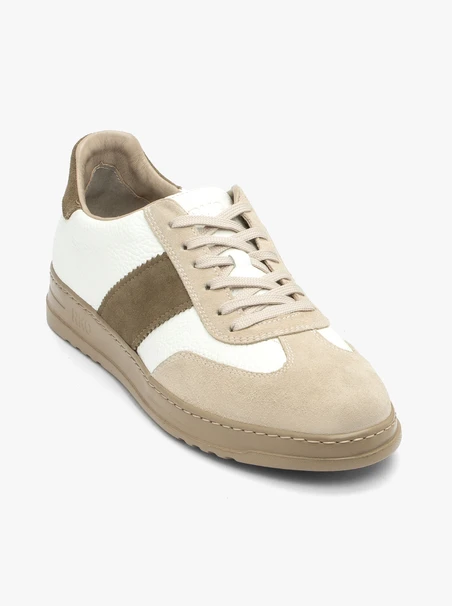 Cremebraune sportliche Halbschuhe