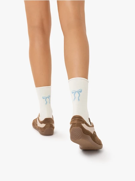 Weiße Baumwollsocken