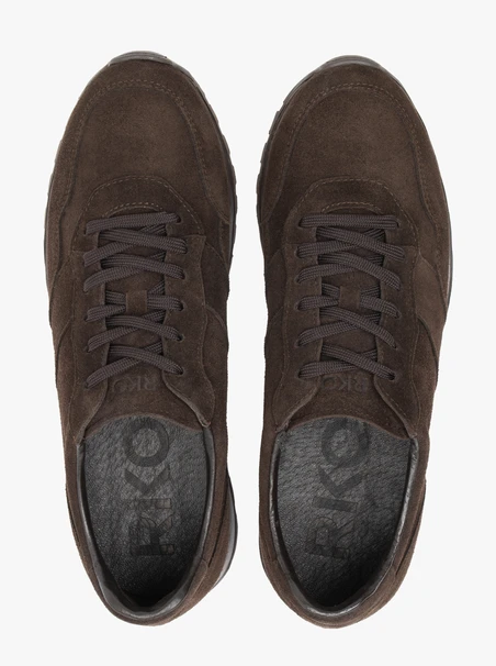 Dunkelbraune Sporthalbschuhe