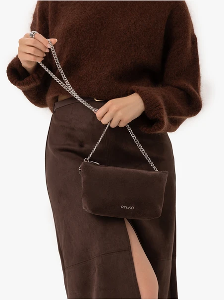 Braune Handtasche mit Kette
