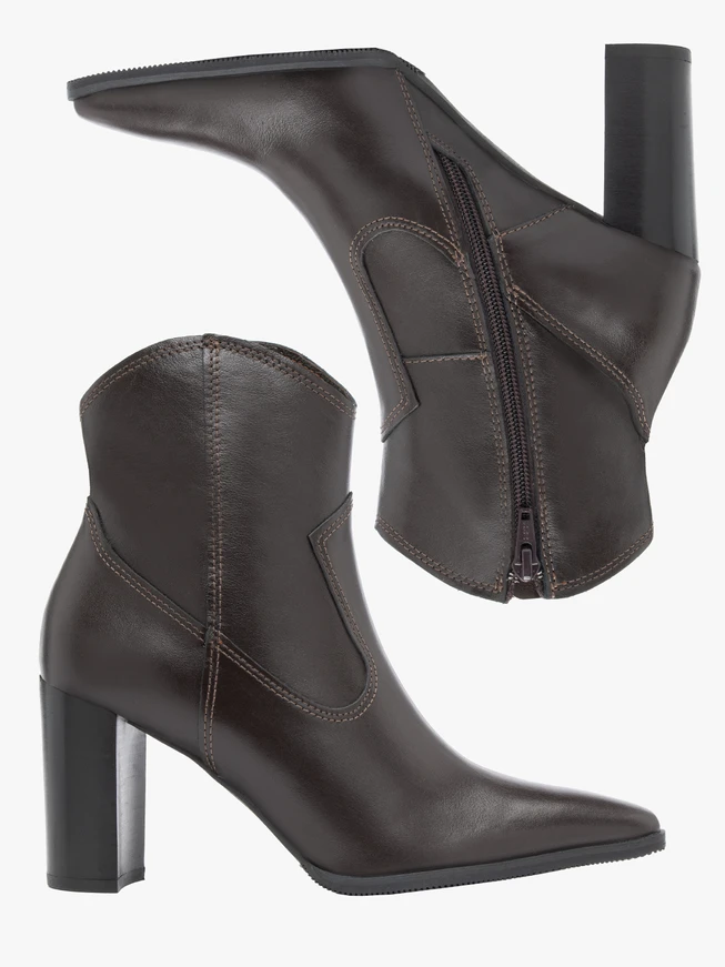 Dunkelbraune Cowboystiefel mit Absatz
