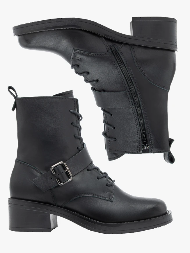 Schwarze Schnallenstiefel