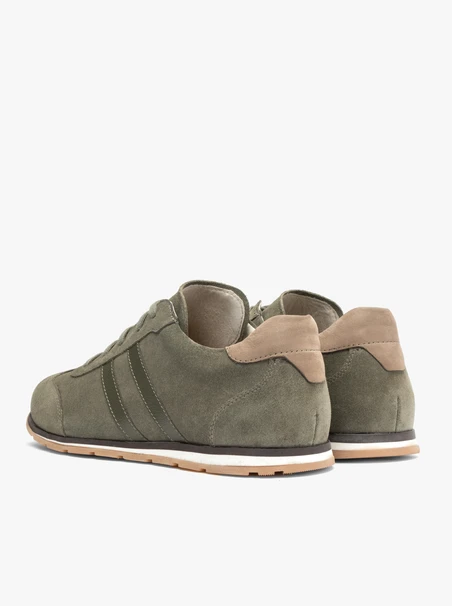 Olivgraue Turnschuhe zum Schnüren