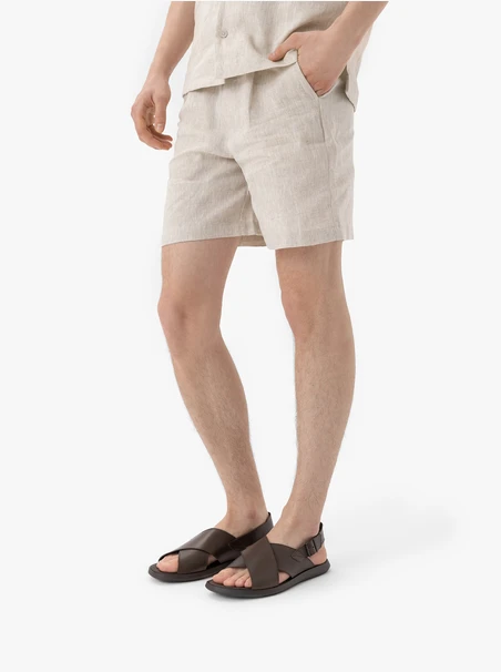 Dunkelbraune Sandalen aus genarbtem Leder