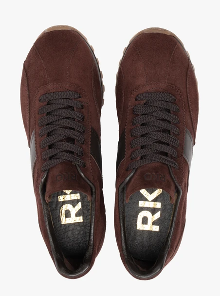 Burgunderrote Halbschuhe aus Veloursleder