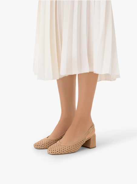 Rosa Pumps ohne Absatz mit Stilettoabsatz