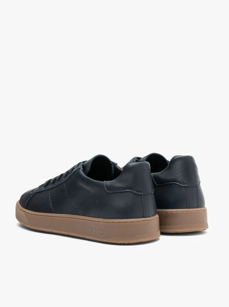 Marineblaue sportliche Halbschuhe