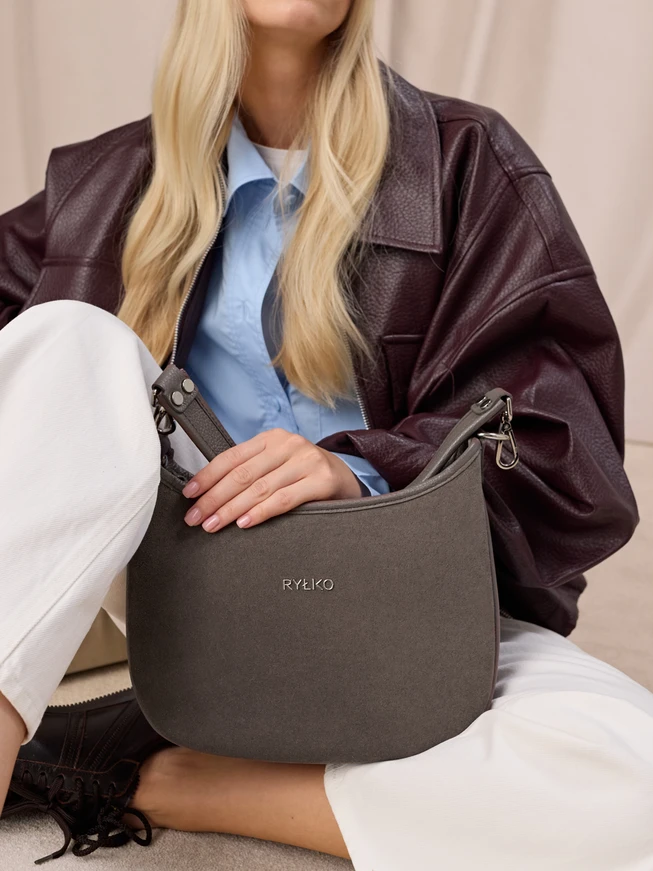 Handtasche aus braunem Leder und Velours