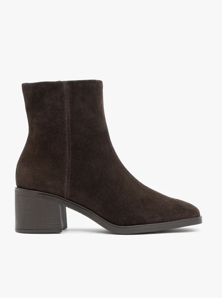 Dunkelbraune Velourstiefel