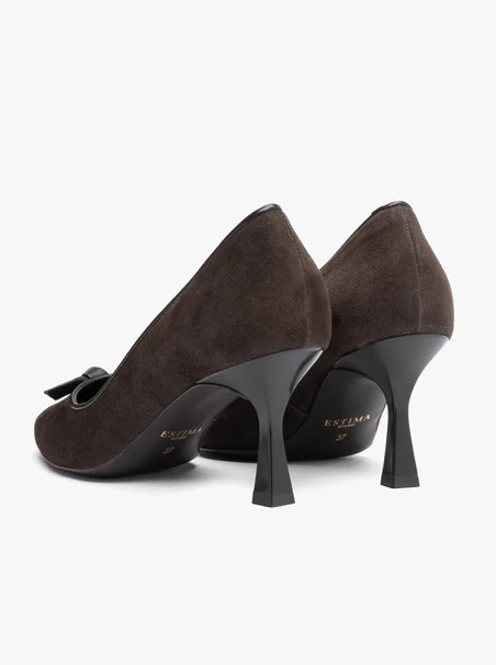 Dunkelbraune Pumps mit Schleife