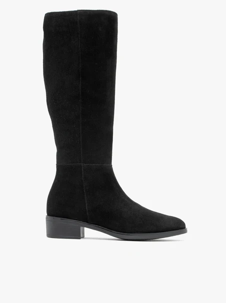 Schwarze Stiefel mit schmalem Schaft