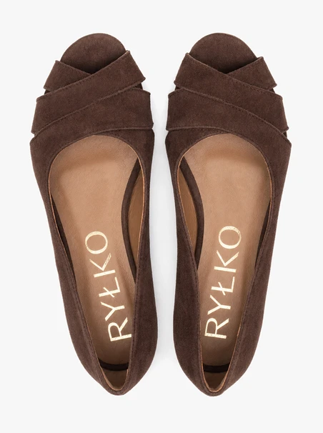Braune Peep-Toe-Ballerinas