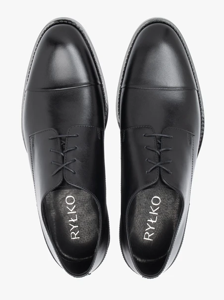 Schwarze formelle Schuhe