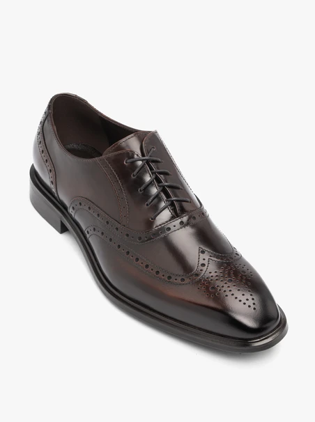 Dunkelbraune elegante Halbschuhe