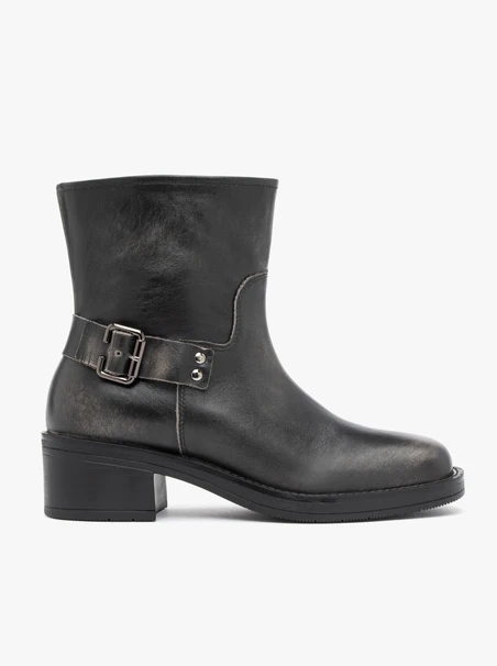 <p>Schwarz-graue Biker-Stiefeletten</p>