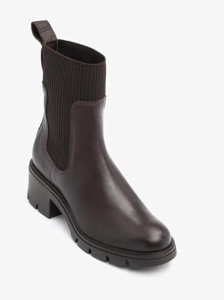 Dunkelbraune Stiefeletten mit Rippbündchen