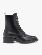Schwarze Schnürstiefel