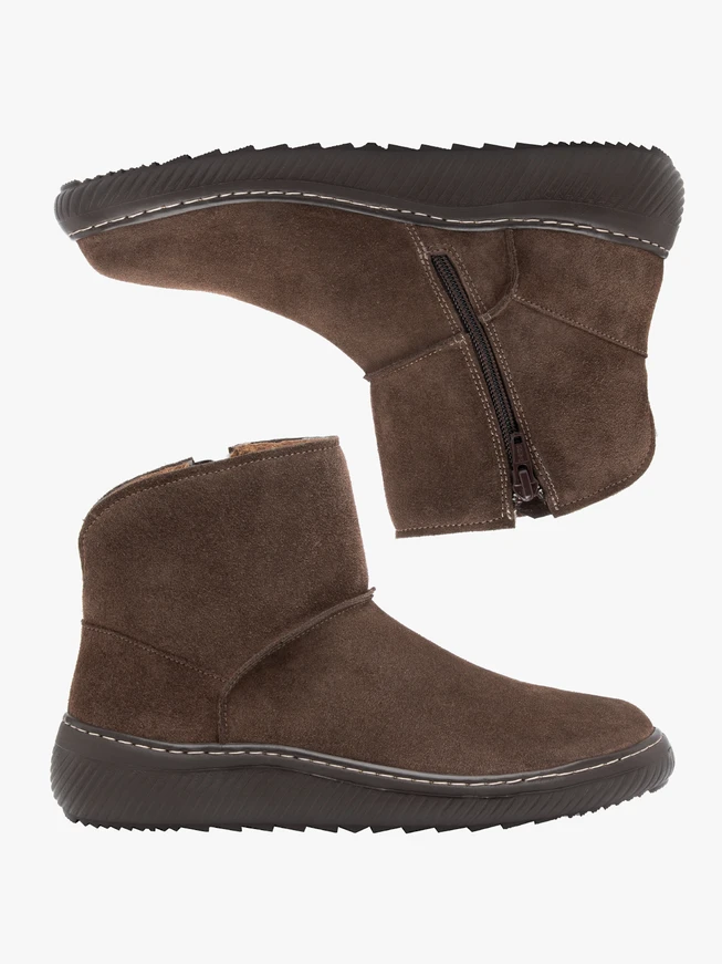 Dunkelbraune Schneestiefel mit Plateausohle