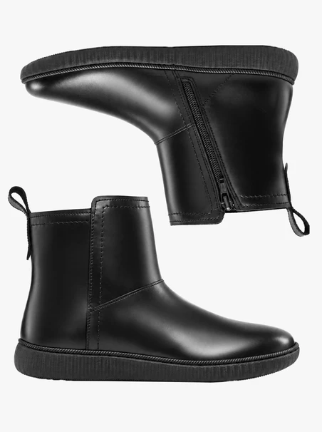Schwarze Schneestiefel aus Glattleder