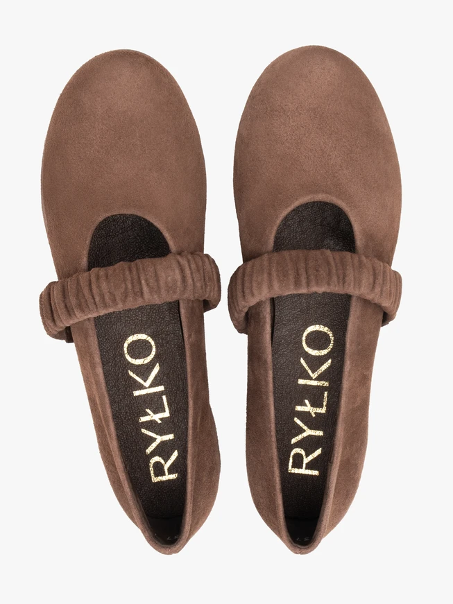 Braune Riemchen-Ballerinas