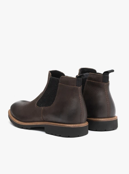 Braune Stiefeletten aus Nubukleder