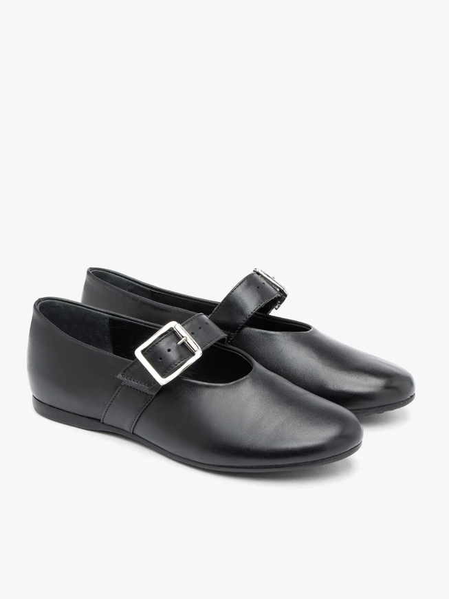 Schwarze Mary Jane Ballerinas mit Schnallenverzierung