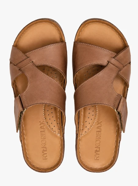 Hellbraune Flip-Flops mit Plateau