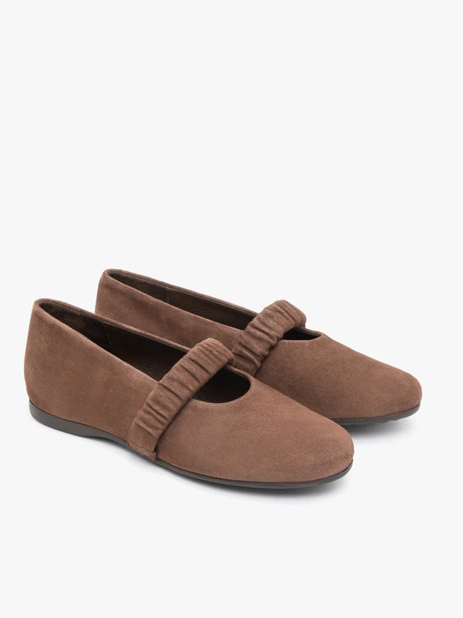 Braune Riemchen-Ballerinas