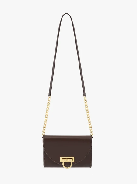 Braune Clutch mit Kette