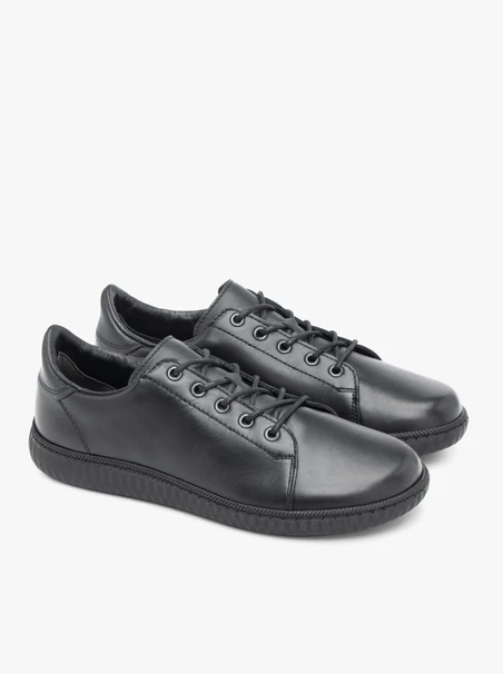 Schwarze Sporthalbschuhe aus Leder