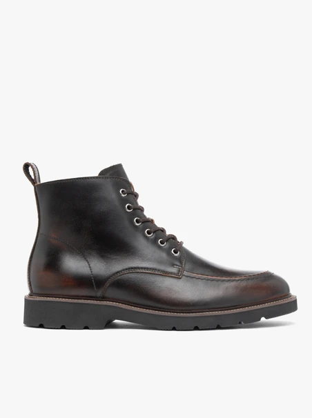 Braune Lederstiefel