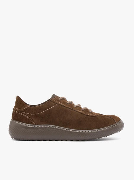 Braune Sporthalbschuhe mit dicker Sohle