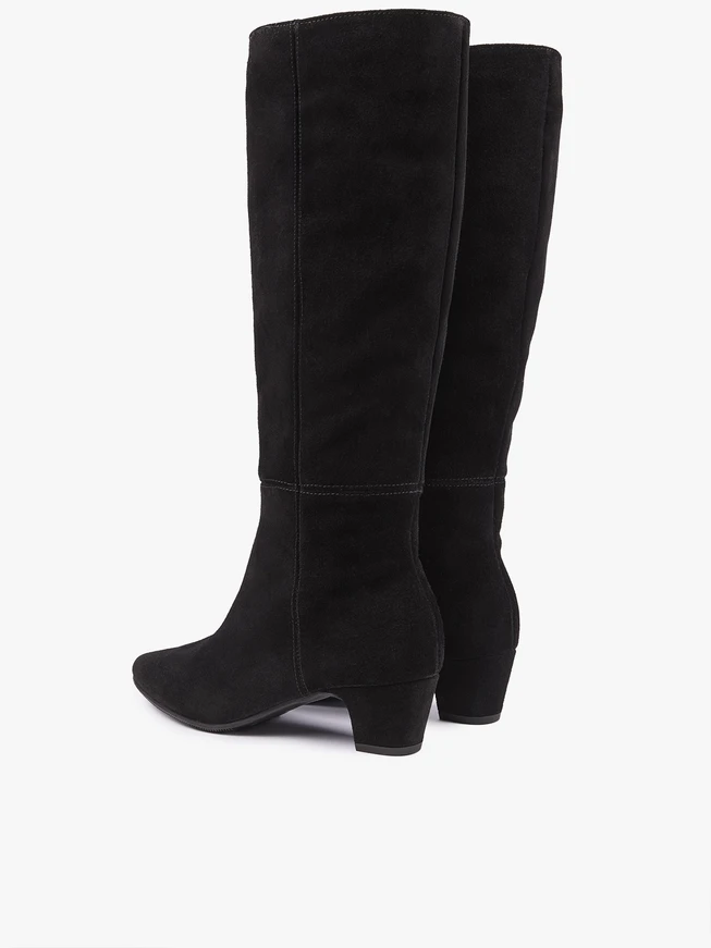 Schwarze Velourslederstiefel mit Stilettoabsatz