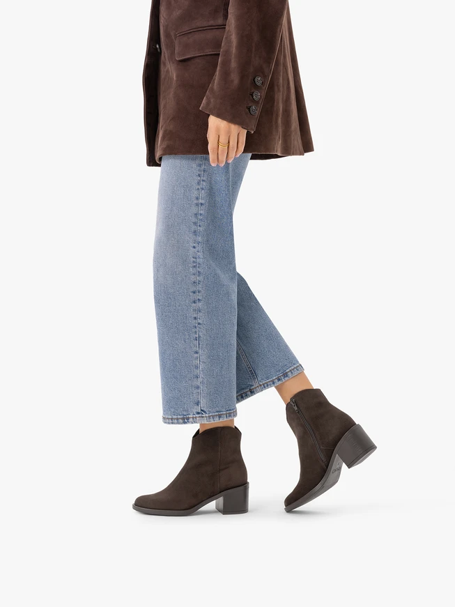 Dunkelbraune Cowboystiefel