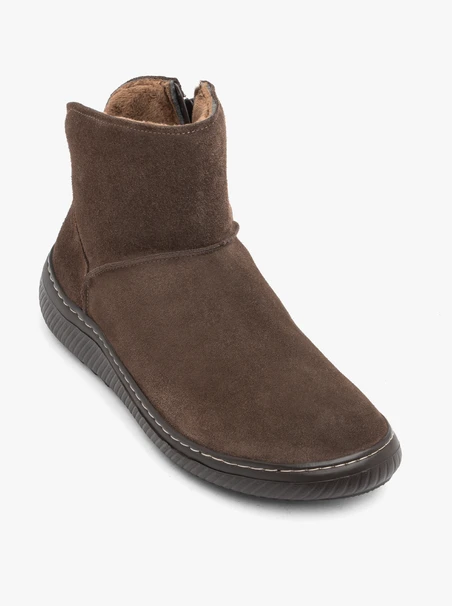 Dunkelbraune Schneestiefel mit Plateau-Sohle