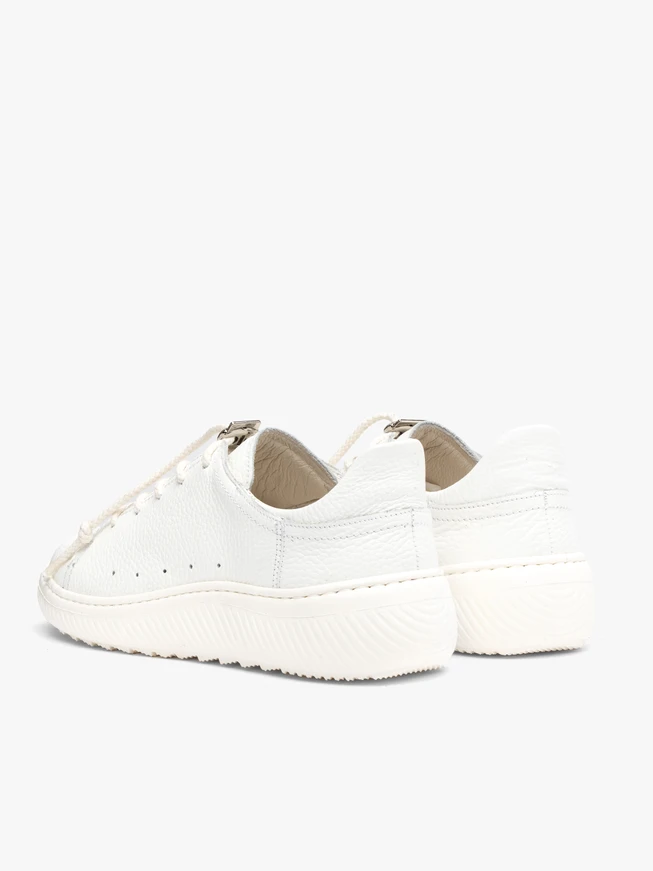 Weiße Sportschuhe aus Leder