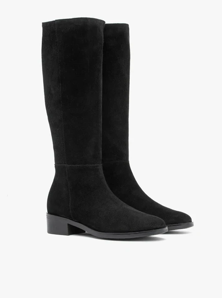 Schwarze Velourslederstiefel