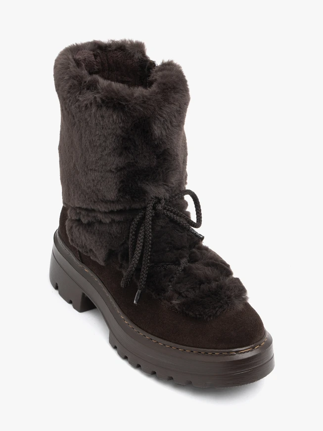 Dunkelbraune Schnür-Schneestiefel mit Fellbesatz