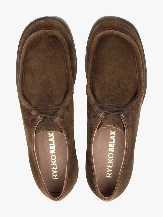 Halbschuhe aus braunem Veloursleder