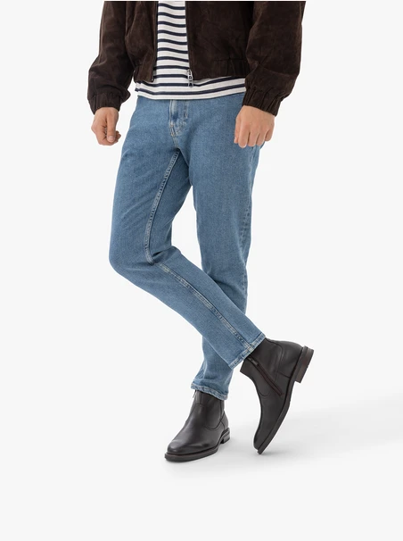Dunkelbraune Stiefeletten aus Glattleder