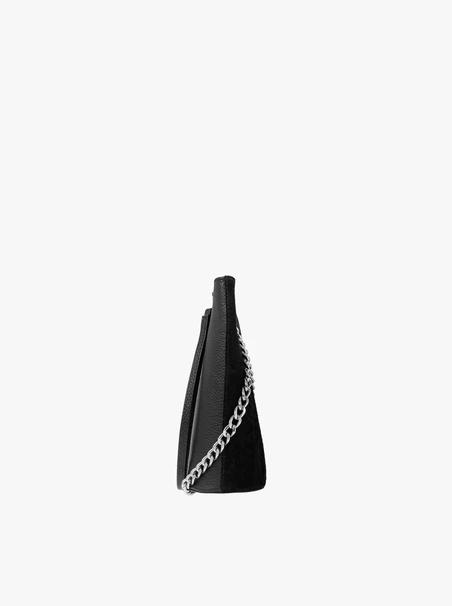 Schwarze Lederhandtasche mit Kette