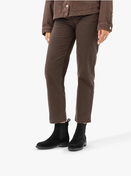 Schwarze Velourspantoffeln