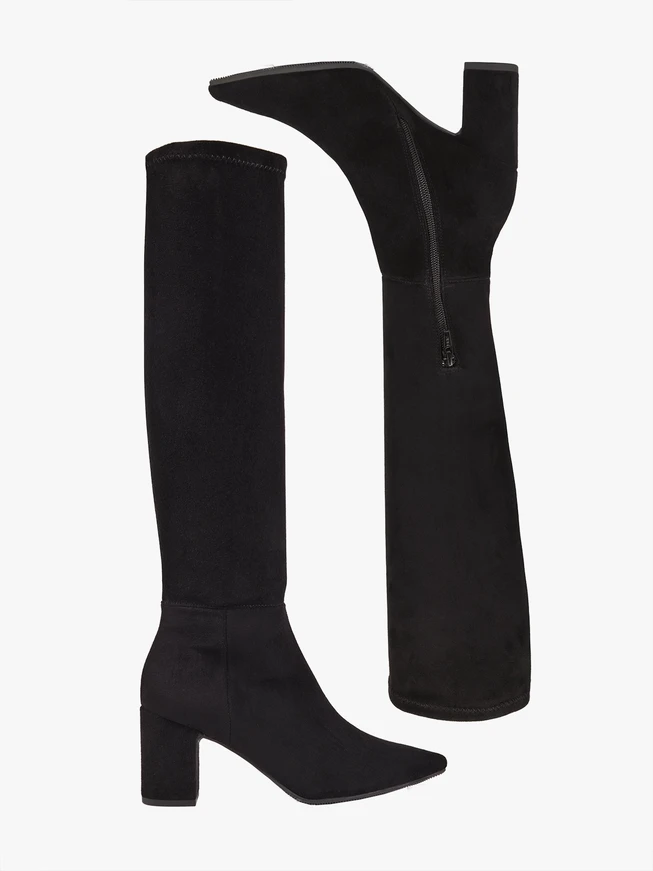 Schwarze Gummistiefel mit breitem Schaft