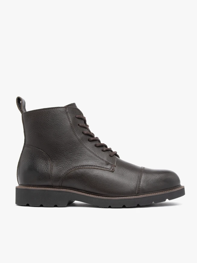 Braune Lederstiefel