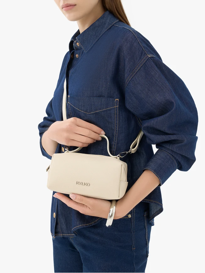Cremefarbene kleine Lederhandtasche