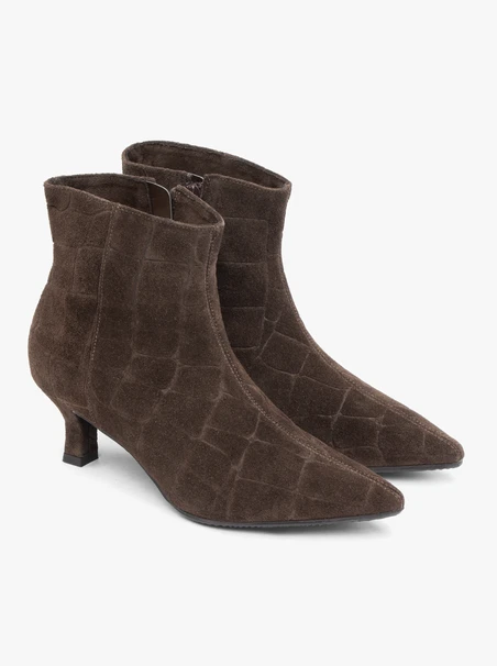 Stiefel mit Krokodilmuster und ausgestelltem Stilettoabsatz