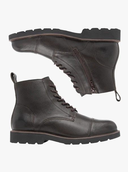 Braune Lederstiefel