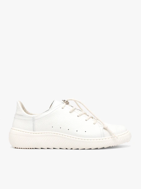 Weiße Sportschuhe aus Leder